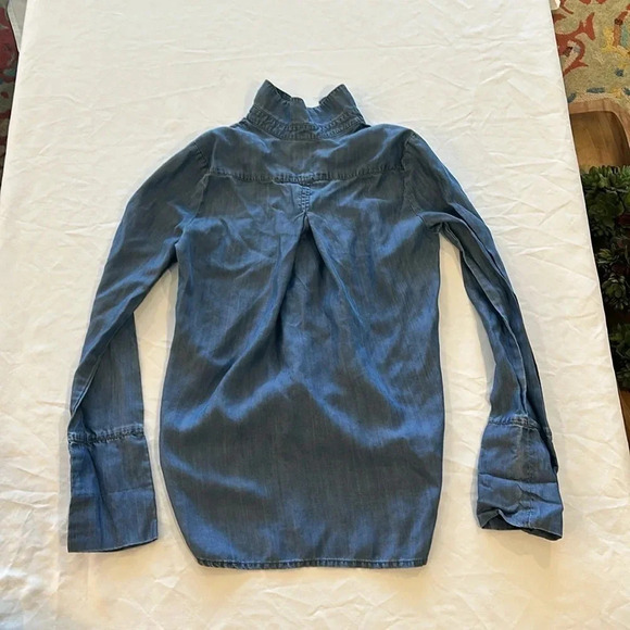 Kut From The Kloth Long Sleeve Blouse Women's shirt top Denim Chambray Button XS - Picture 4 of 4